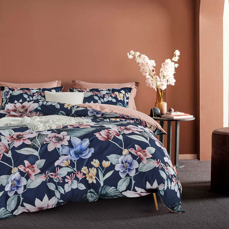 Botanical Susan Microfibre Quilt Cover Set-king size